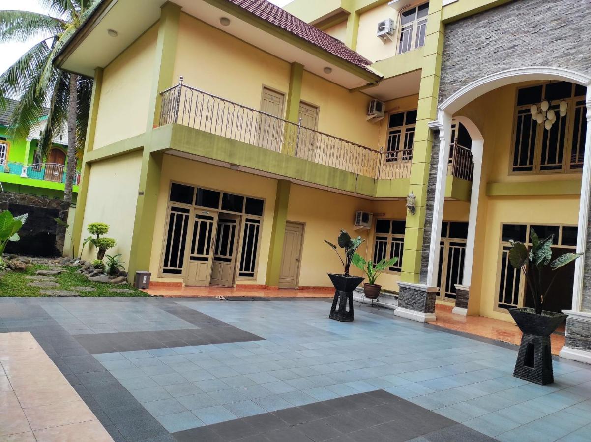 Hotel Randik Sekayu Kültér fotó